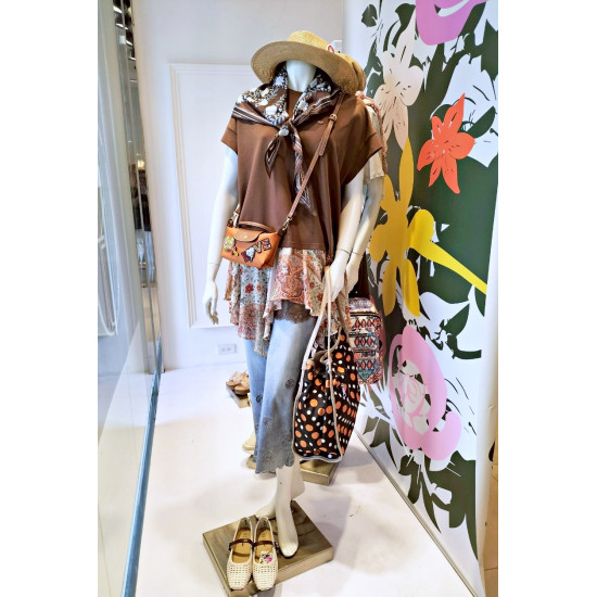 上衣K11033 K9M003 KBC112